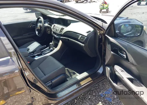 2016 Honda Accord Lx z USA, uszkodzony, nr VIN 1HGCR2F32GA148737